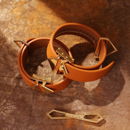 LOCKINK - Enkel- en enkelboeien Set - bruin